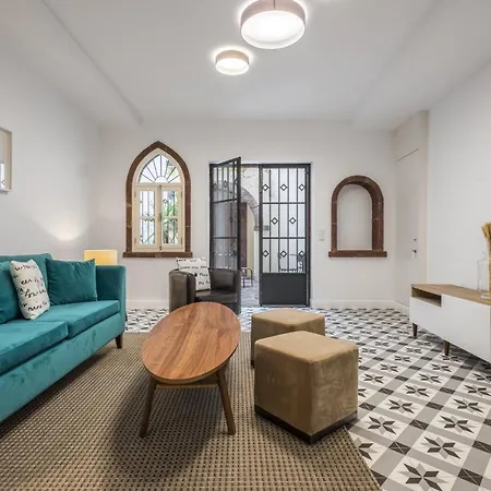 By Homing فونشال