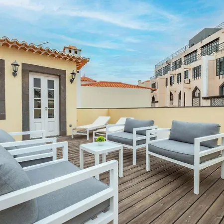 By Homing شقة فونشال