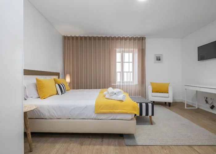 By Homing Apartmán *