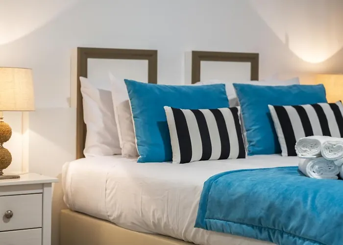 Apartment By Homing *