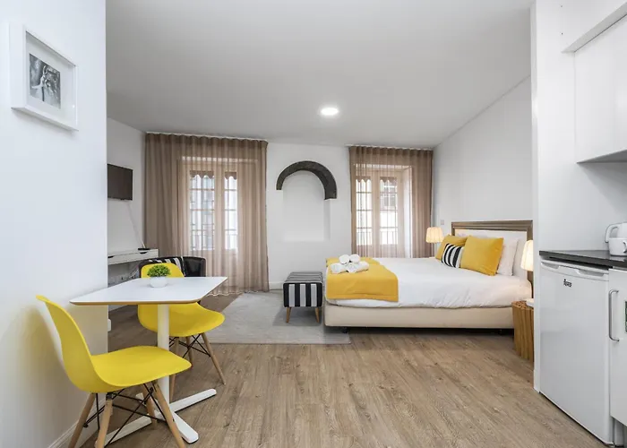 By Homing Funchal (Madeira)