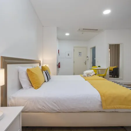 By Homing דירה פונשל