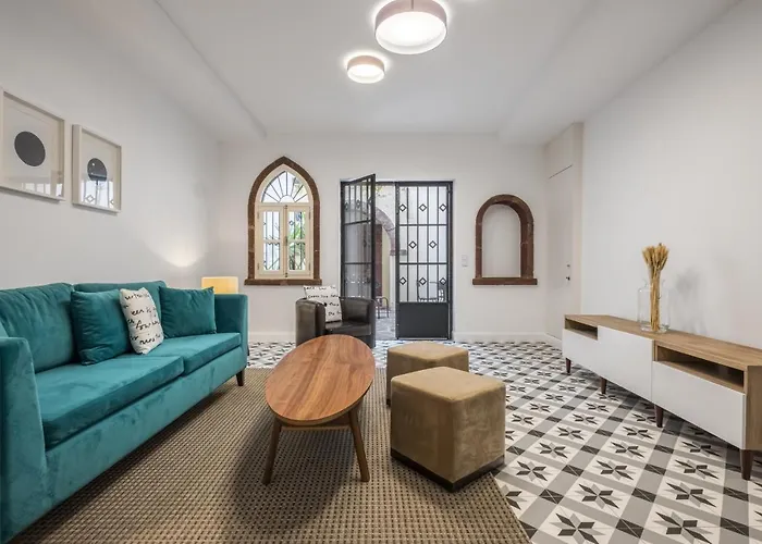 By Homing Funchal (Madeira)