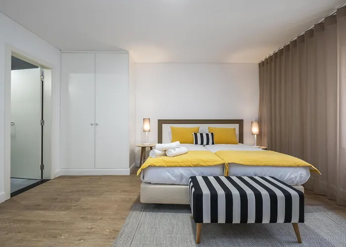 By Homing Funchal (Madeira)